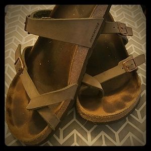 Taupe Mayari Birkenstocks